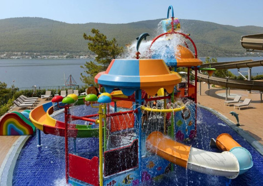 TITANIC DELUXE BODRUM 38