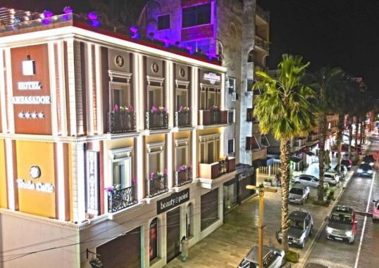 AMBASADOR HOTEL 25