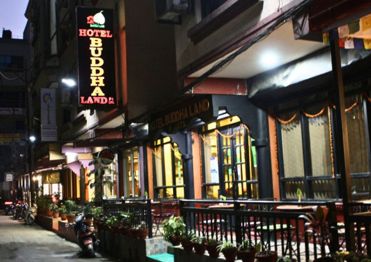 HOTEL BUDDHA LAND 1