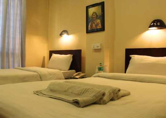 HOTEL BUDDHA LAND 11
