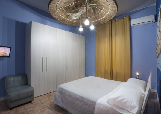 B&B MARINI 4