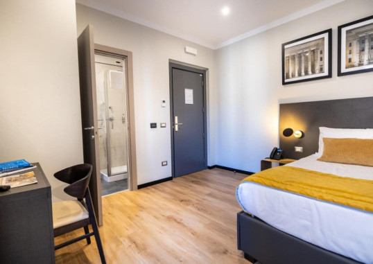 THE CROSS HOTEL 13
