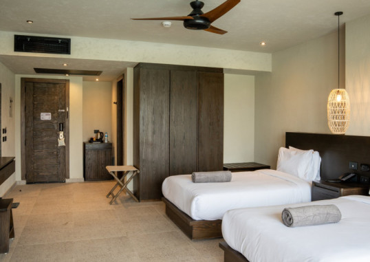 SENTIDO NAGA BAY (ADULTS ONLY) 9