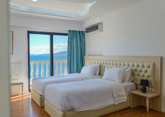 HOTEL ILIRIA 10