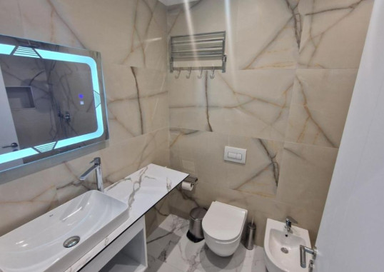 JOANNA SUITES 24