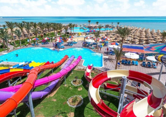 SUNRISE SERANO AQUA PARK RESORT 5