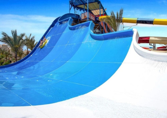SUNRISE SERANO AQUA PARK RESORT 7