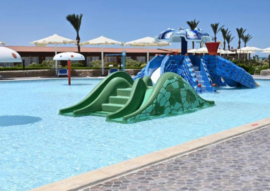 SUNRISE SERANO AQUA PARK RESORT 13