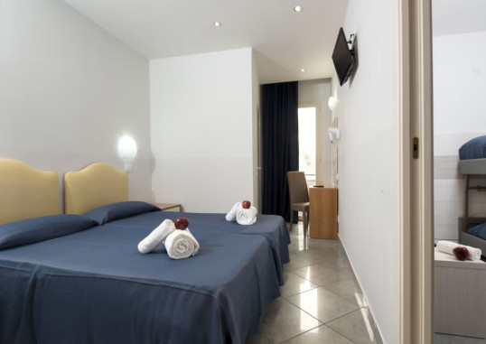 HOTEL SCARLET 10