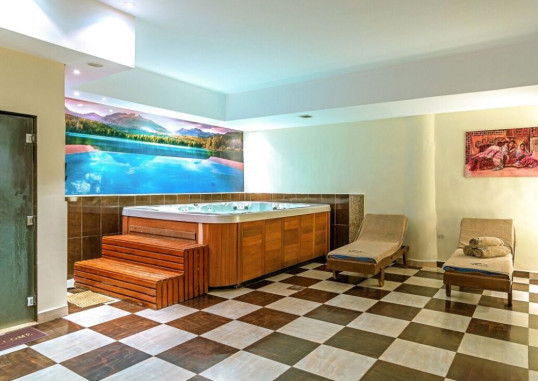 SUNRISE ASTER AQUA PART RESORT 42
