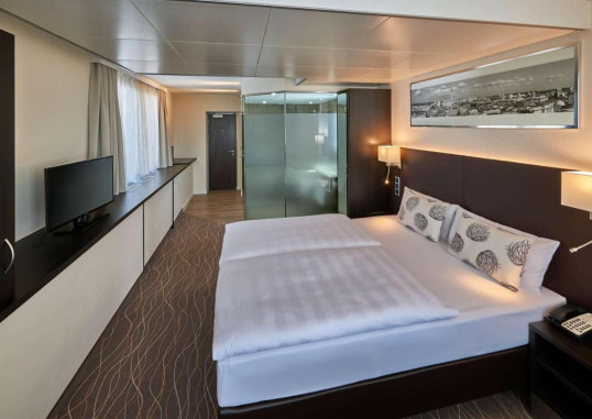 PARK INN BY RADISSON BERLIN ALEXANDERPLATZ 11
