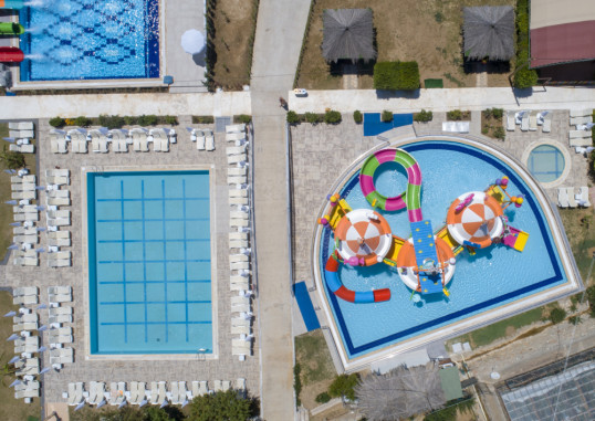 ALAIYE RESORT & SPA 9