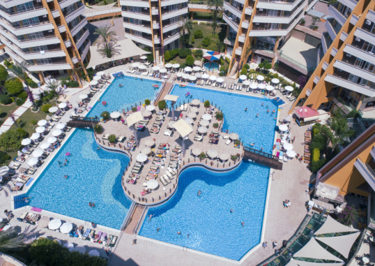 ALAIYE RESORT & SPA 11