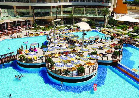 ALAIYE RESORT & SPA 12