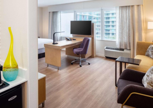 HAMPTON INN SUITES MIAMI DOWNTOWN 8
