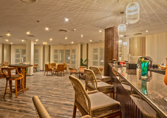 INVIDIA CORAL BEACH TIRAN 27