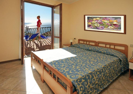 RESIDENCE LA ROTONDA 13