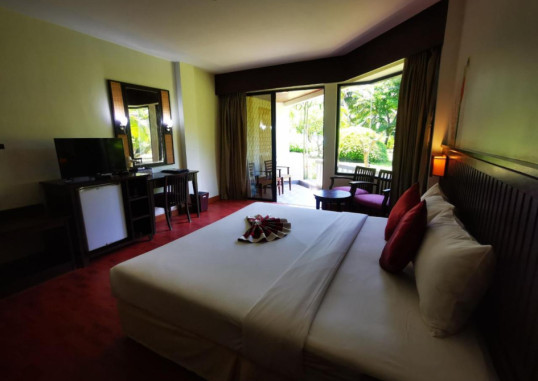 PHI PHI ISLAND CABANA 8