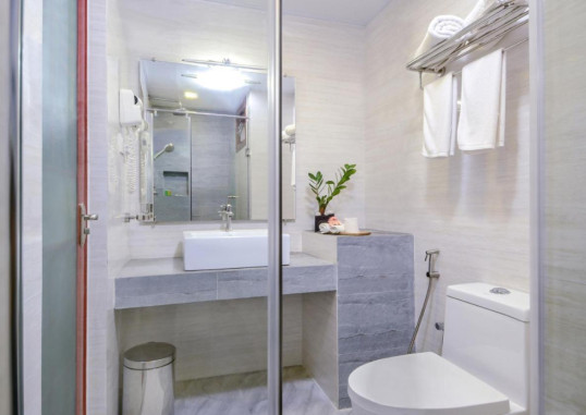 TRITON BEACH HOTEL & SPA 10