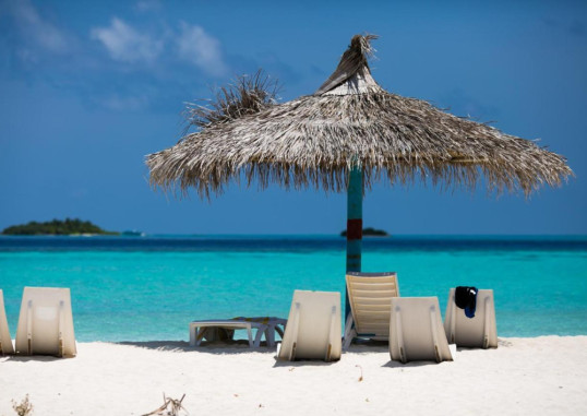 TRITON BEACH HOTEL & SPA 12