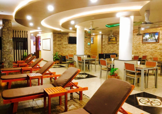 TRITON BEACH HOTEL & SPA 15