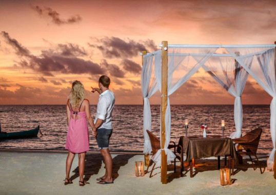 TRITON BEACH HOTEL & SPA 18