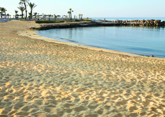 ADAMS BEACH HOTEL 23