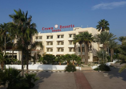 CROWN RESORT HENIPA 7