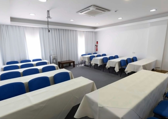 TETYK HOTEL & SUITES 15