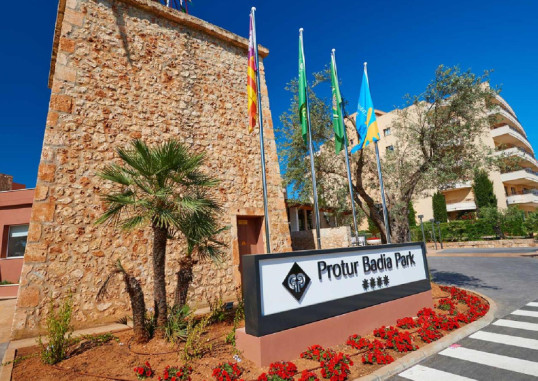 PROTUR BADIA PARK APARTHOTEL 4