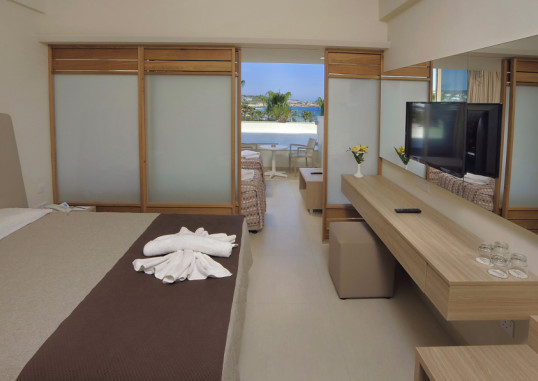 NELIA BEACH HOTEL & SPA 11