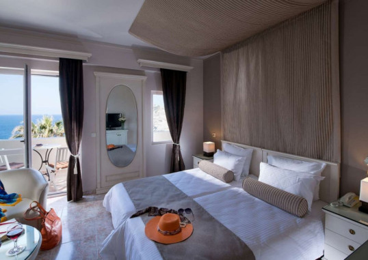 ATHINA PALACE RESORT & SPA 16