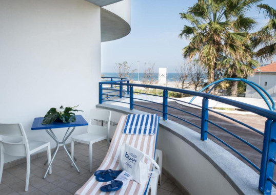 BLU SUITE 10