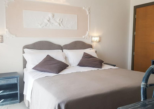 HOTEL ROYAL 7