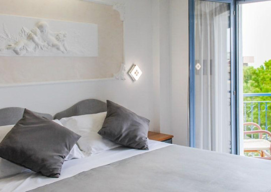 HOTEL ROYAL 21