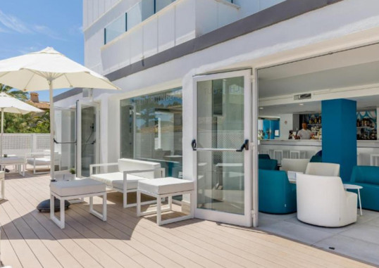WELIKE TRITON BEACH HOTEL 3