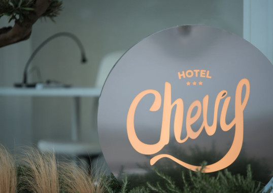 HOTEL CHEVY 4