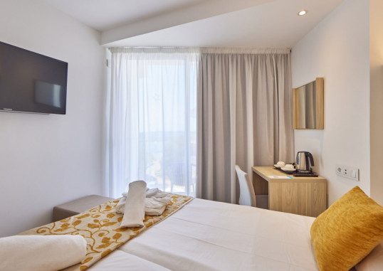 HOTEL ILUSION MOREYO (ADULTS ONLY) 18