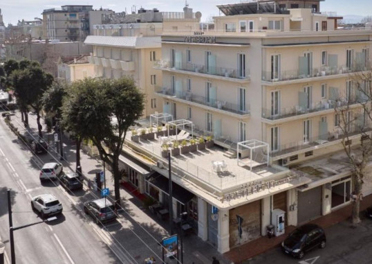 AMSTERDAM SUITE HOTEL & SPA 18