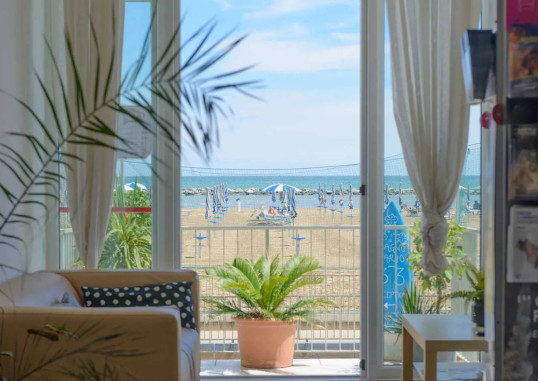HOTEL NAUTIC 19