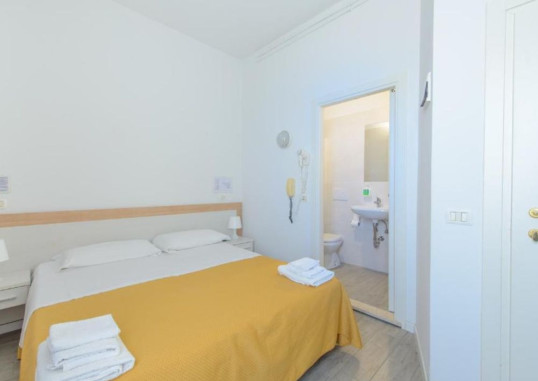 HOTEL NAUTIC 27