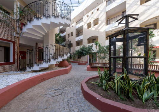 ARMAS LABADA HOTEL 9