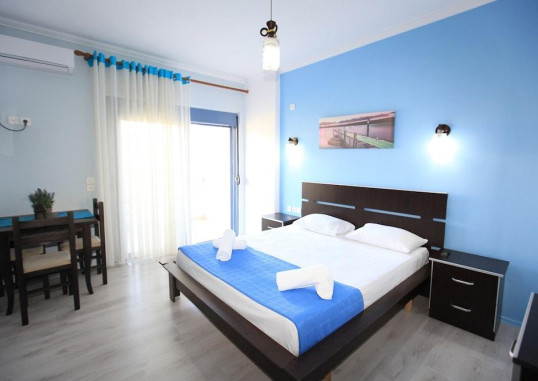 HOTEL KEOS 23