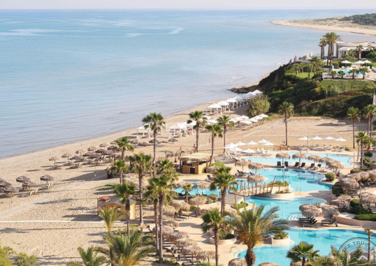 GRECOTEL LUXME OASIS AT RIVIERA OLYMPIA AQUA PARK 4
