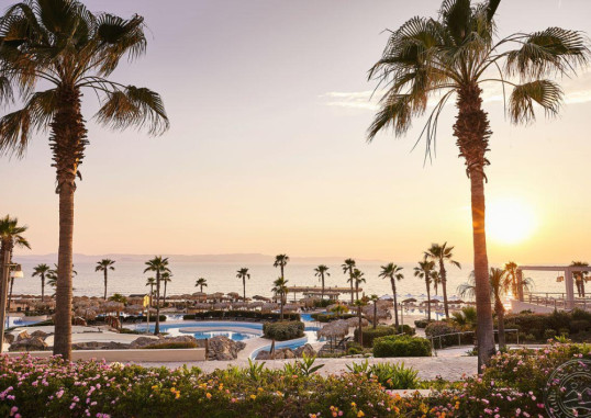 GRECOTEL LUXME OASIS AT RIVIERA OLYMPIA AQUA PARK 9