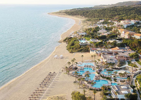 GRECOTEL LUXME OASIS AT RIVIERA OLYMPIA AQUA PARK 1