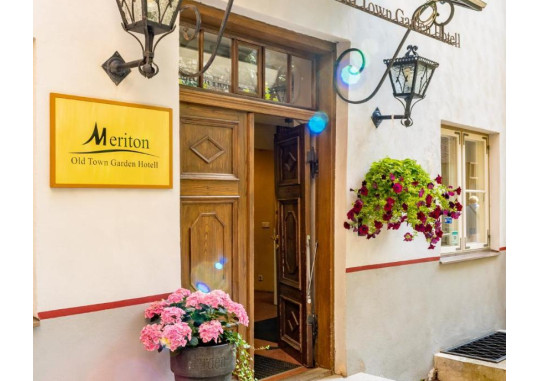 MERITON OLD TOWN GARDEN HOTEL 17