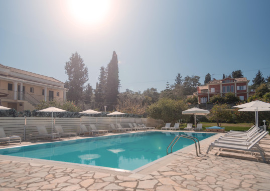 THE ELEONAS BOHOTEL 21