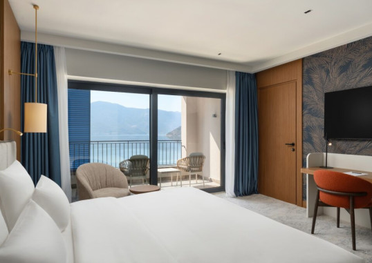 MOVENPICK TEUTA KOTOR BAY 12