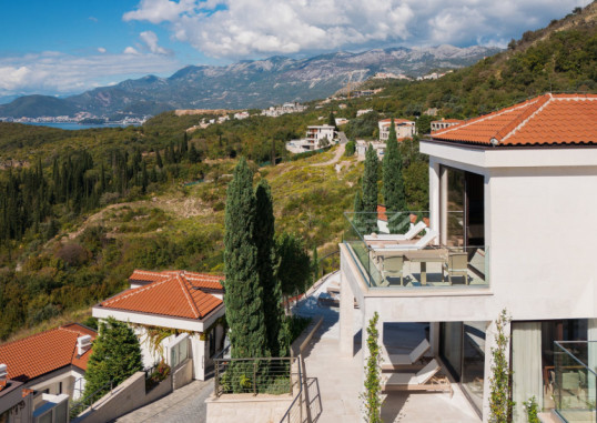 ANANTI REZEVICI MONTENEGRO 17
